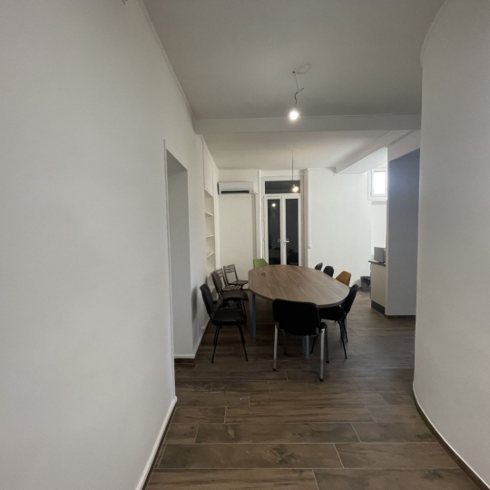  SOLEANA IMMOBILIER : Local / Bureau | MARSEILLE (13012) | 120 m2 | 2 000 &euro; 