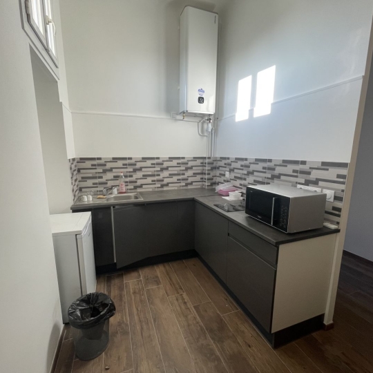  SOLEANA IMMOBILIER : Local / Bureau | MARSEILLE (13012) | 120 m2 | 2 000 &euro; 