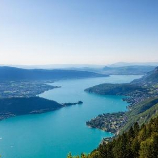  SOLEANA IMMOBILIER : Appartement | TALLOIRES (74290) | 150 m2 | 1 200 &euro; 