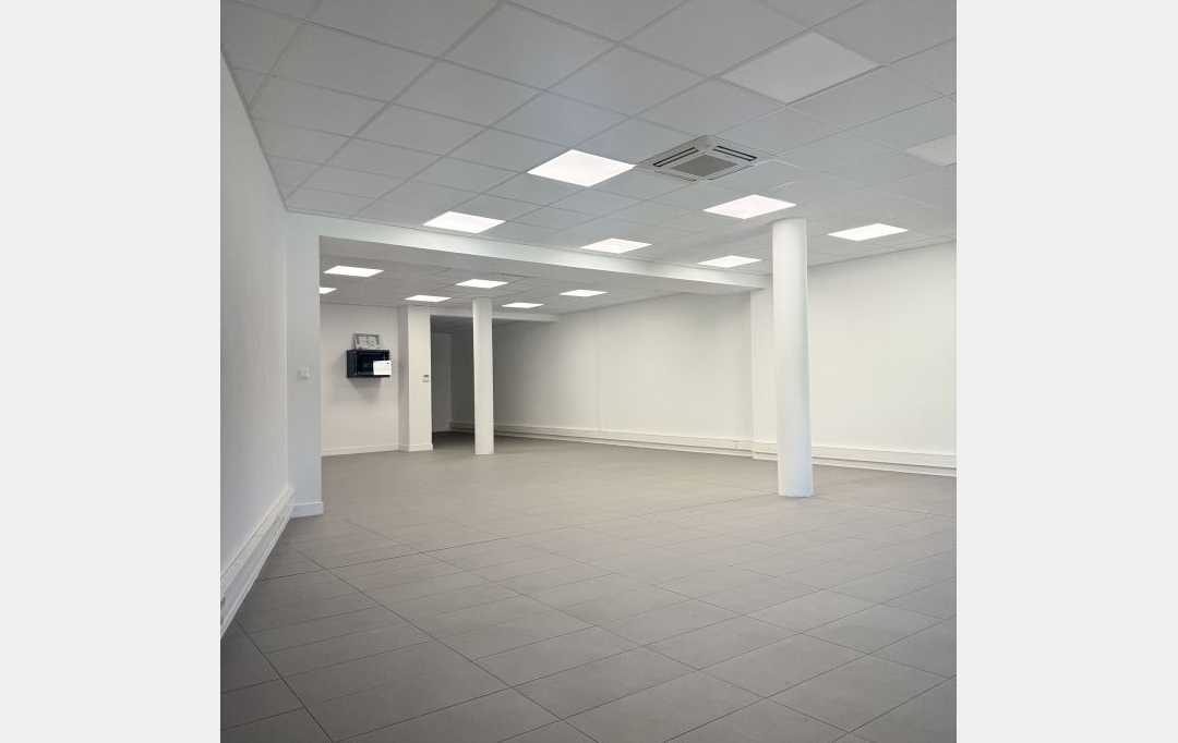 SOLEANA IMMOBILIER : Local / Bureau | SETE (34200) | 111 m2 | 1 258 &euro; 