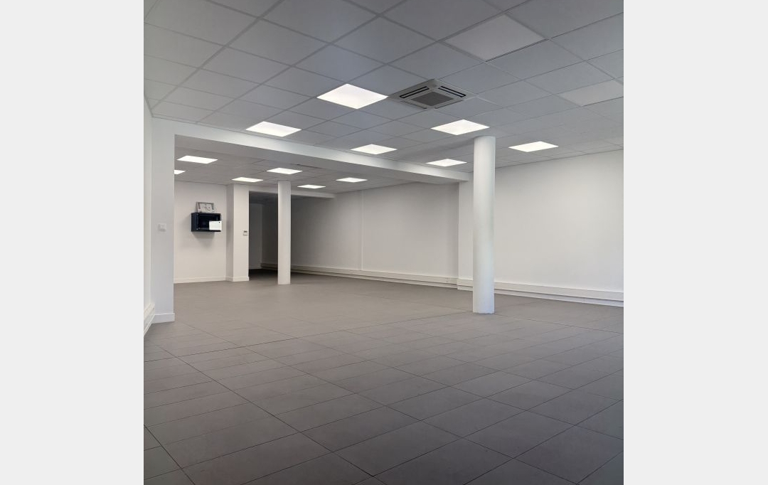 SOLEANA IMMOBILIER : Local / Bureau | SETE (34200) | 111 m2 | 1 258 &euro; 