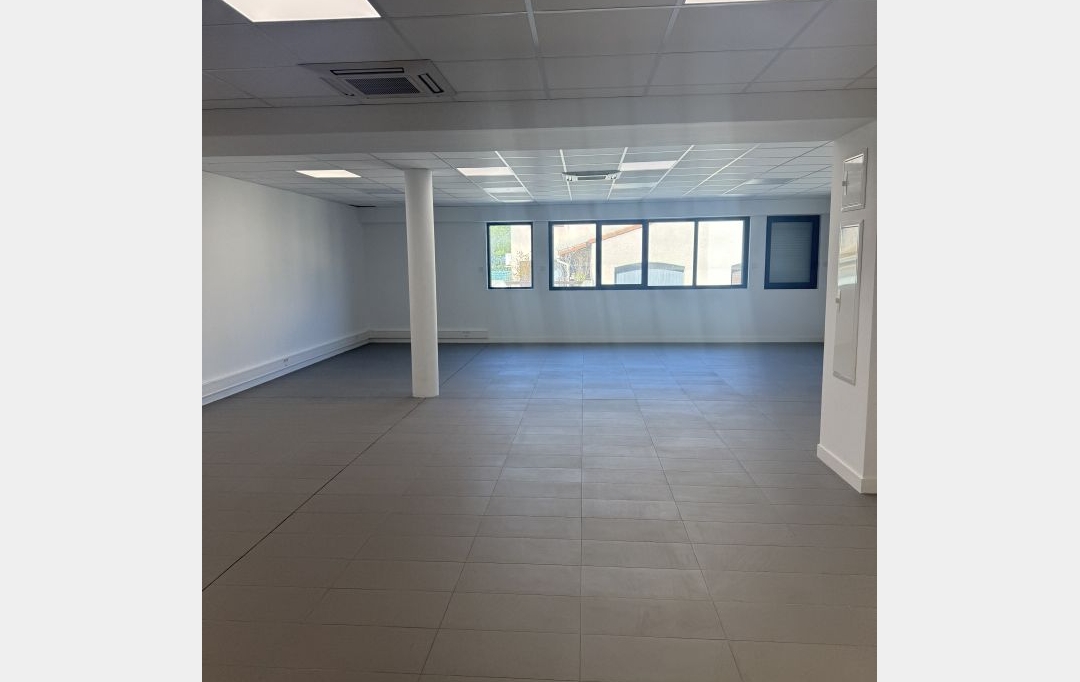 SOLEANA IMMOBILIER : Local / Bureau | SETE (34200) | 111 m2 | 1 258 &euro; 