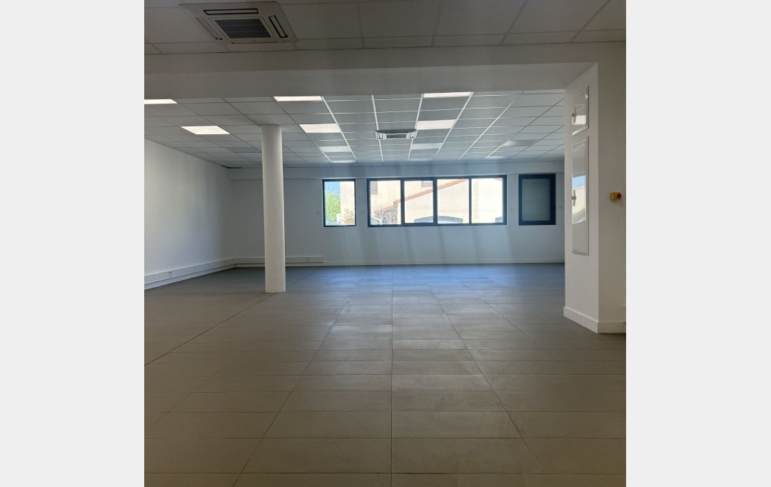 SOLEANA IMMOBILIER : Local / Bureau | SETE (34200) | 111 m2 | 1 258 &euro; 