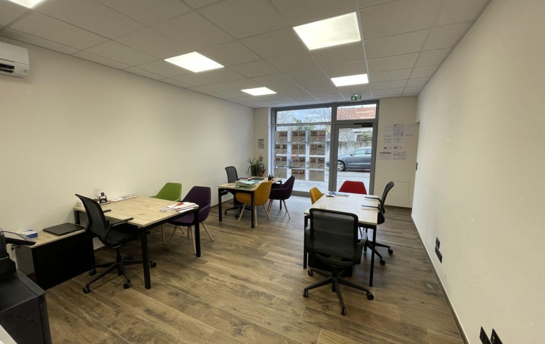 SOLEANA IMMOBILIER : Local / Bureau | MARSEILLE (13012) | 120 m2 | 2 000 &euro; 