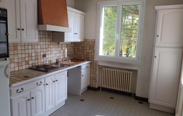 SOLEANA IMMOBILIER : Maison / Villa | LA ROCHE-DE-GLUN (26600) | 175 m2 | 883 &euro; 