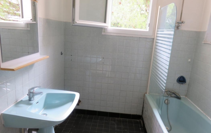 SOLEANA IMMOBILIER : Maison / Villa | LA ROCHE-DE-GLUN (26600) | 175 m2 | 883 &euro; 